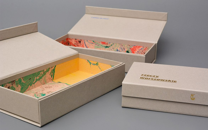 in hộp quà tặng nắp gập